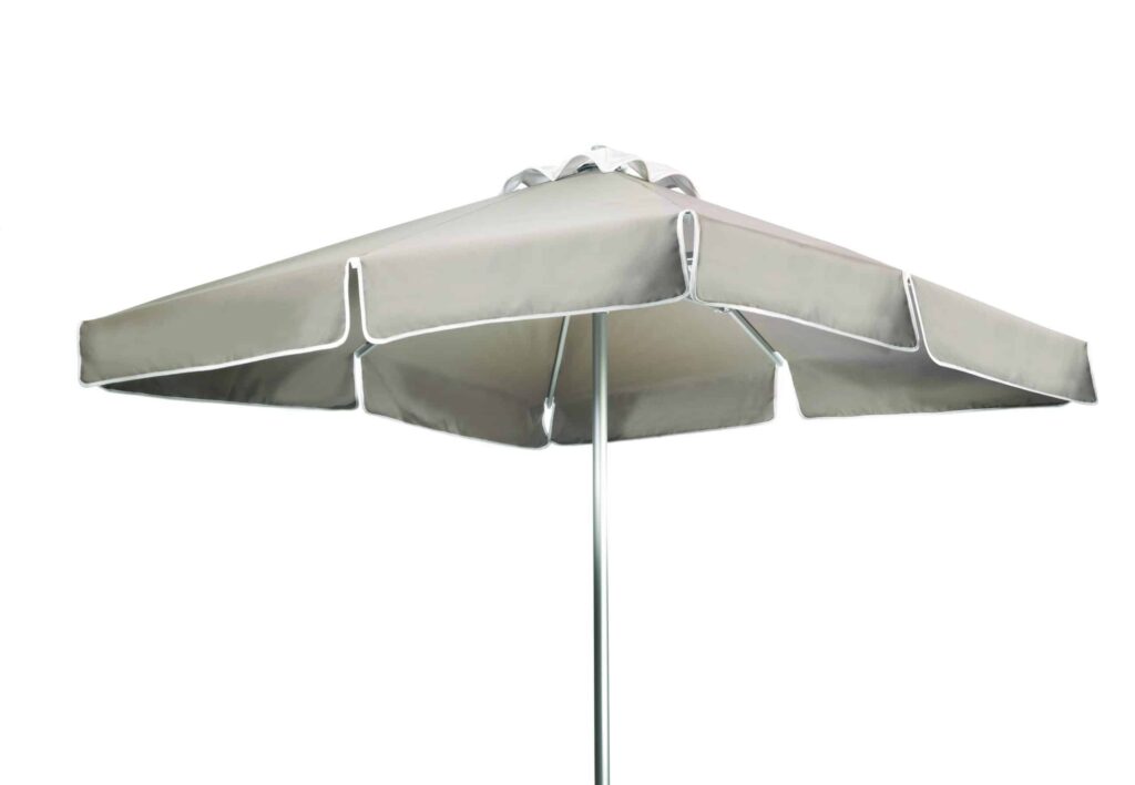 [:it]Majestic quadrato con mantovana con sfiatatoio con bordino[:en]Majestic square with valance, vent and piping[:es]Majestic cuadrado con cenefa, con ventilación, con ribete[:fr]Majestic carré avec cantonnière, avec ventilation, avec tuyauterie[:]